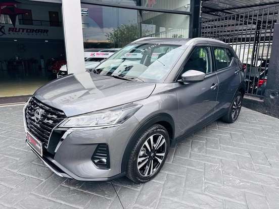 NISSAN-KICKS PLAY-2025