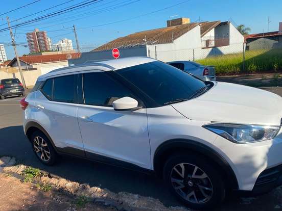 NISSAN-KICKS-2019