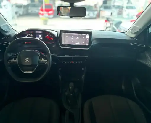 PEUGEOT-208-2023