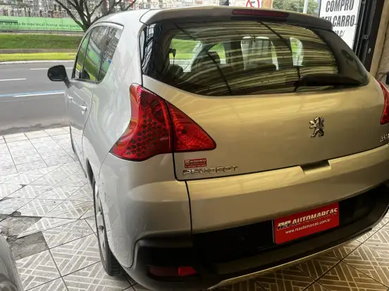 PEUGEOT-3008-2011