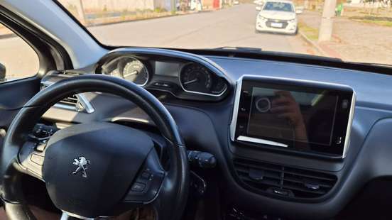 PEUGEOT-2008-2018