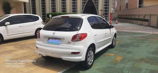 PEUGEOT-207-1.4 XR 8V FLEX 4P MANUAL PEUGEOT-207-2013