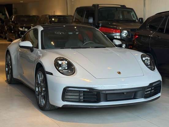PORSCHE-911-2024
