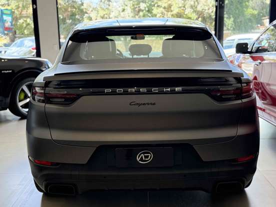 PORSCHE-CAYENNE-2019