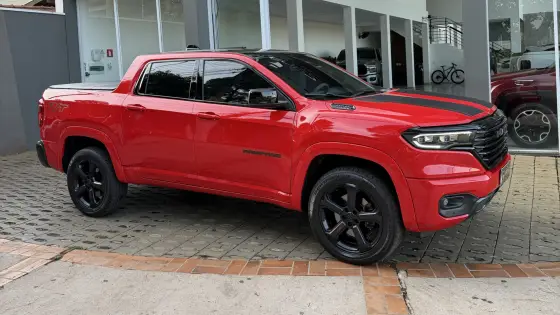 RAM RAMPAGE 2.0 HURRICANE 4 TURBO GASOLINA R/T 4X4 AUTOMÁTICO