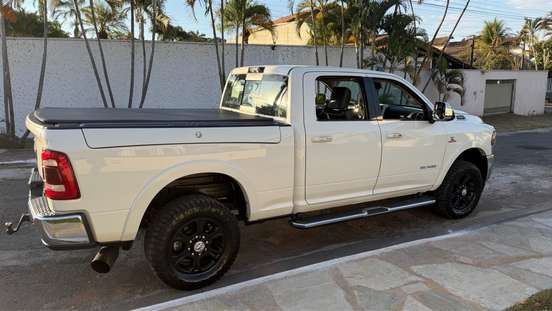 RAM-2500-6.7 I6 TURBO DIESEL LARAMIE CD 4X4 AUTOMÁTICO RAM-2500-2021