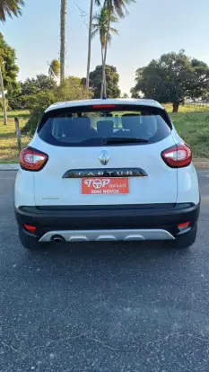 RENAULT-CAPTUR-2017