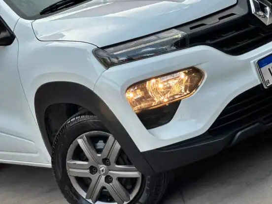 RENAULT-KWID-1.0 12V SCE FLEX ZEN MANUAL RENAULT-KWID-2023