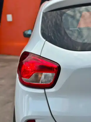 RENAULT-KWID-1.0 12V SCE FLEX ZEN MANUAL RENAULT-KWID-2023