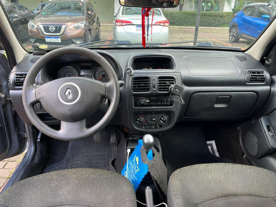 RENAULT-CLIO-2014