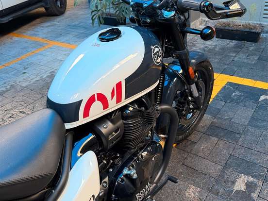ROYAL ENFIELD-SHOTGUN 650 STENCIL WHITE ROYAL ENFIELD-SHOTGUN 650 STENCIL WHITE-2026