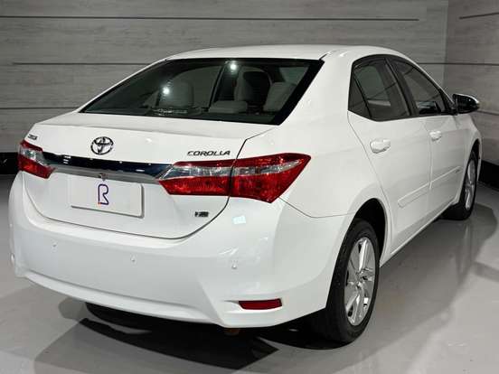 TOYOTA-COROLLA-1.8 GLI 16V FLEX 4P AUTOMÁTICO TOYOTA-COROLLA-2017