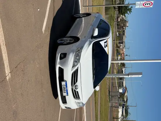 TOYOTA-COROLLA-2012
