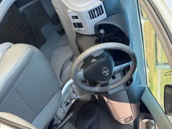 TOYOTA-COROLLA-2012