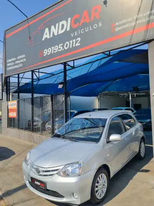 TOYOTA ETIOS 1.5 XLS 16V FLEX 4P MANUAL TOYOTA ETIOS 1.5 XLS 16V FLEX 4P MANUAL