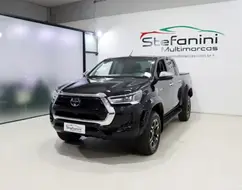 TOYOTA HILUX 2.8 D-4D TURBO DIESEL CD SRX 4X4 AUTOMÁTICO TOYOTA HILUX 2.8 D-4D TURBO DIESEL CD SRX 4X4 AUTOMÁTICO