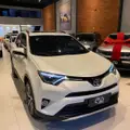 TOYOTA RAV4 2.0 TOP 4X2 16V GASOLINA 4P AUTOMÁTICO TOYOTA RAV4 2.0 TOP 4X2 16V GASOLINA 4P AUTOMÁTICO