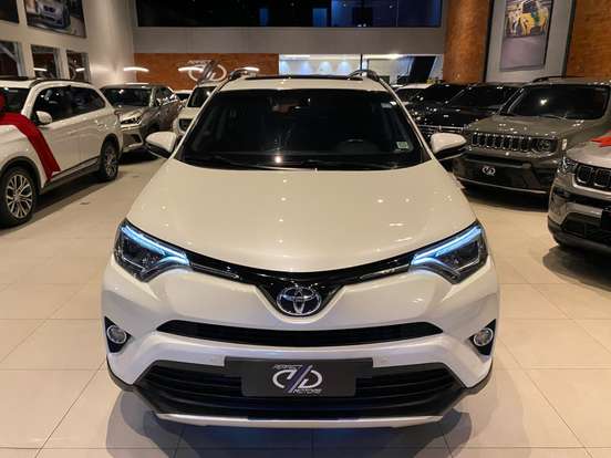 TOYOTA-RAV4-2017
