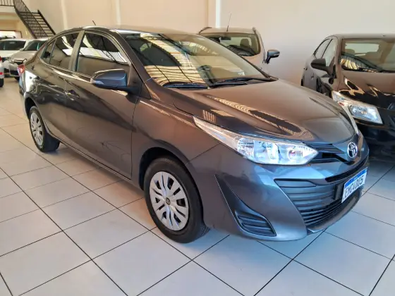 TOYOTA YARIS 1.5 16V FLEX SEDAN XL LIVE MULTIDRIVE