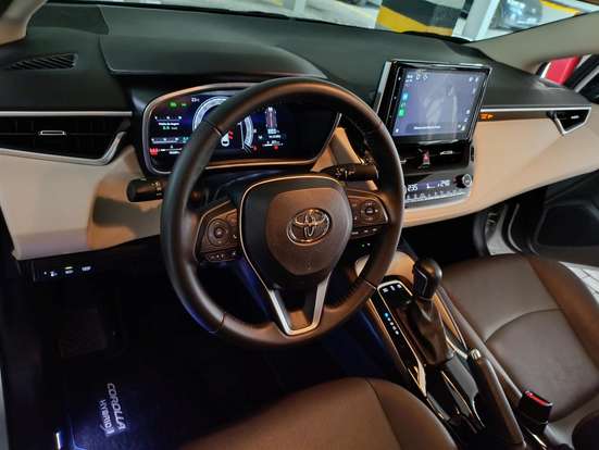 TOYOTA-COROLLA-2023