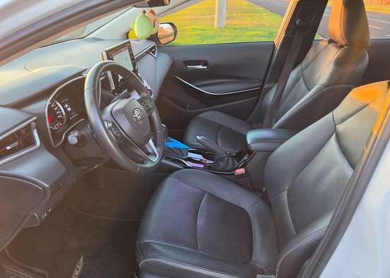 TOYOTA-COROLLA-2023