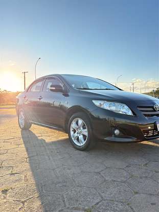 TOYOTA-COROLLA-2011