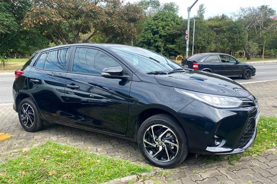 TOYOTA YARIS 1.5 16V FLEX XLS CONNECT MULTIDRIVE
