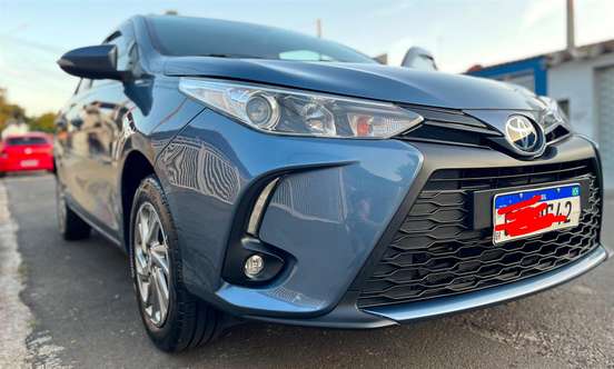 TOYOTA-YARIS-2022