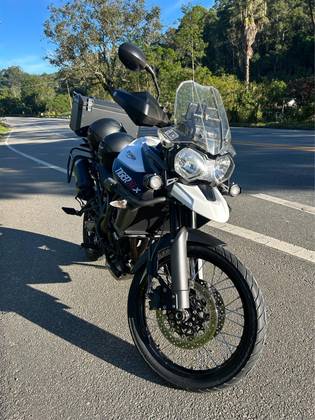 TRIUMPH TIGER 800 XCX 