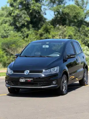 VOLKSWAGEN-FOX-2019