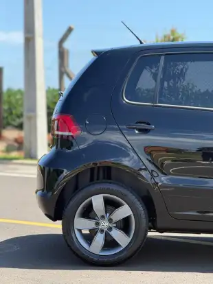 VOLKSWAGEN-FOX-2019