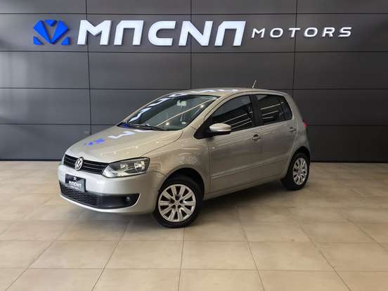 VOLKSWAGEN-FOX-2012