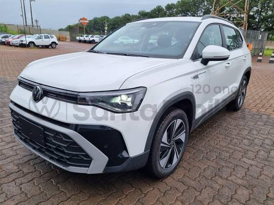 VOLKSWAGEN TAOS 1.4 250 TSI TOTAL FLEX COMFORTLINE AUTOMÁTICO