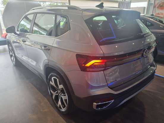 VOLKSWAGEN-TAOS-1.4 250 TSI TOTAL FLEX HIGHLINE AUTOMÁTICO VOLKSWAGEN-TAOS-2026