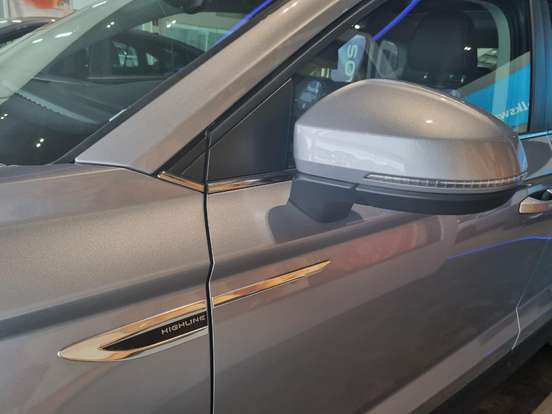 VOLKSWAGEN-TAOS-1.4 250 TSI TOTAL FLEX HIGHLINE AUTOMÁTICO VOLKSWAGEN-TAOS-2026