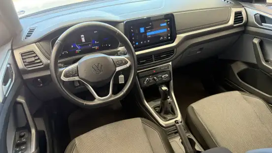 VOLKSWAGEN-T-CROSS-2024