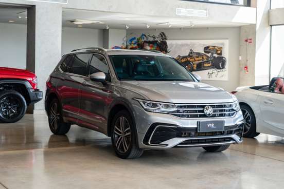 VOLKSWAGEN-TIGUAN-2023