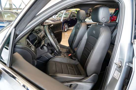 VOLKSWAGEN-TIGUAN-2023