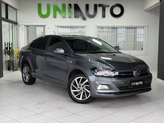 VOLKSWAGEN VIRTUS 1.0 200 TSI HIGHLINE AUTOMÁTICO