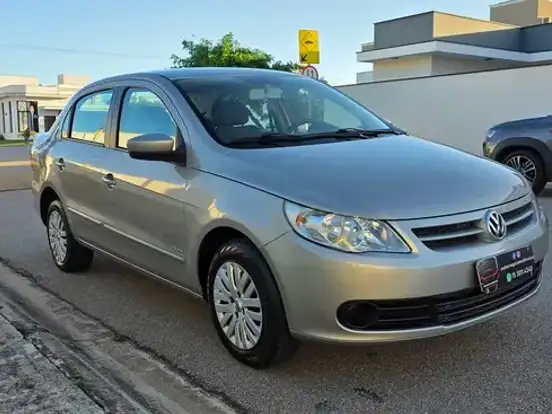 VOLKSWAGEN-VOYAGE-1.0 MI 8V FLEX 4P MANUAL VOLKSWAGEN-VOYAGE-2013