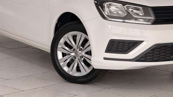 VOLKSWAGEN-VOYAGE-2021