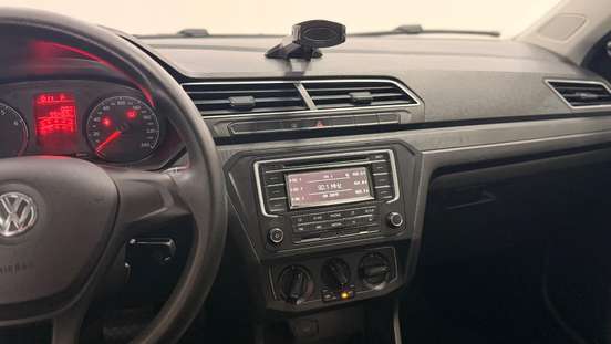 VOLKSWAGEN-VOYAGE-2021