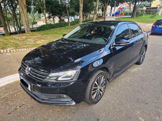 VOLKSWAGEN JETTA 2.0 TSI HIGHLINE 211CV GASOLINA 4P TIPTRONIC
