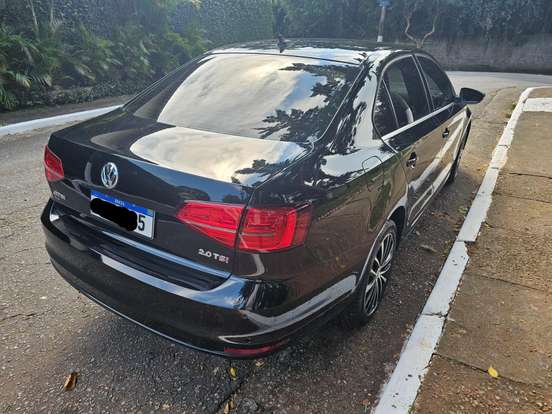 VOLKSWAGEN-JETTA-2017