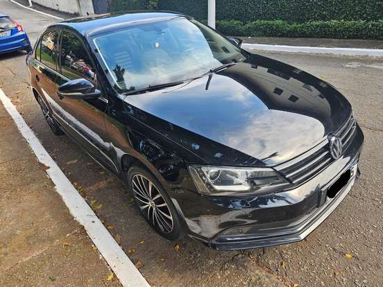 VOLKSWAGEN-JETTA-2017