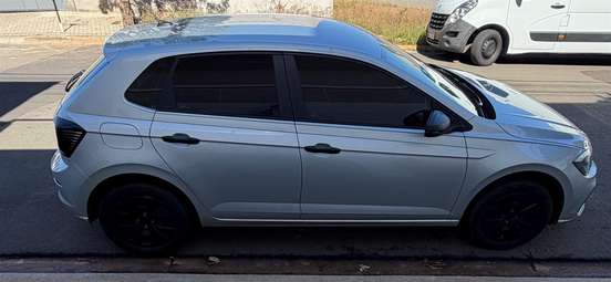VOLKSWAGEN-POLO-2024