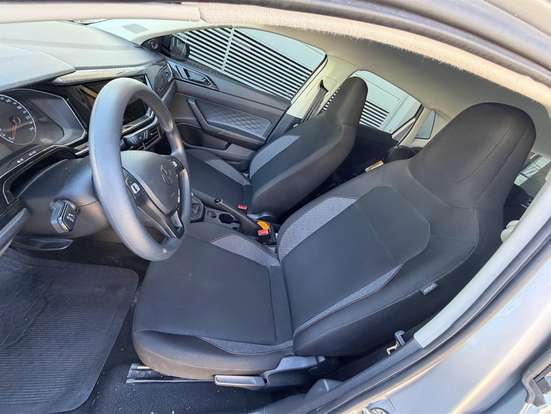 VOLKSWAGEN-POLO-2024