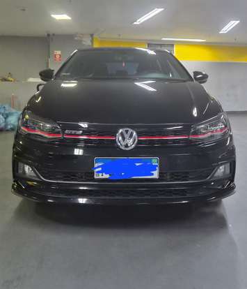VOLKSWAGEN-POLO-2021