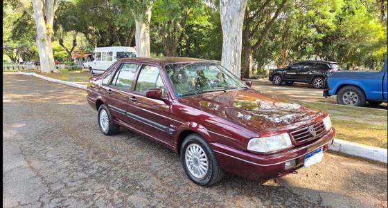 VOLKSWAGEN SANTANA 2.0 GLSI 8V GASOLINA 4P AUTOMÁTICO