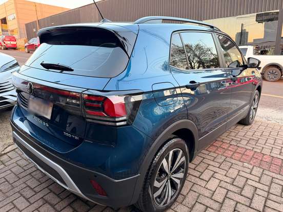 VOLKSWAGEN-T-CROSS-2024